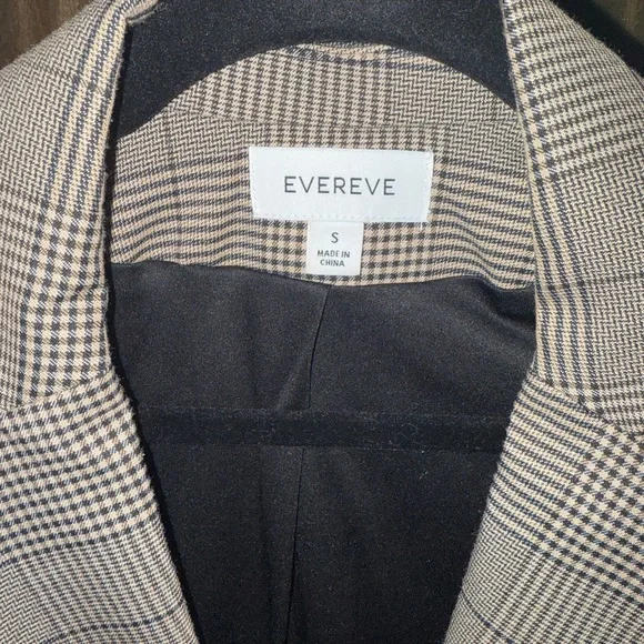 Evereve Blazer Size S - Picture 2 of 3